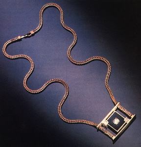 Sue Dorman necklace 1